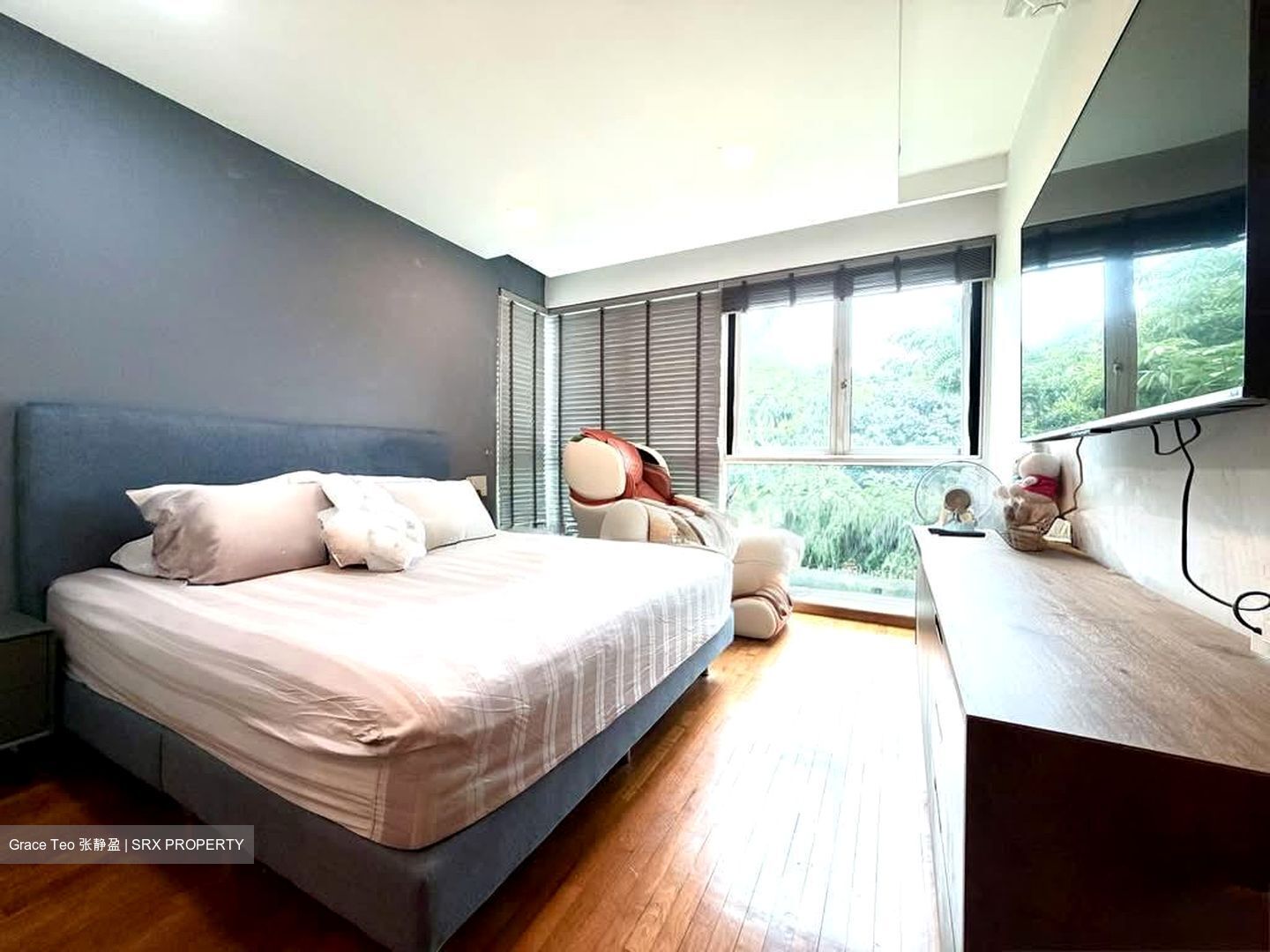 The Esparis (D18), Condominium #604709801
